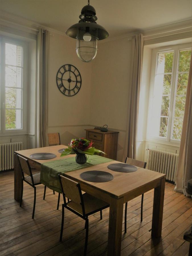 Le Presbytère de Saint Malon Extérieur photo